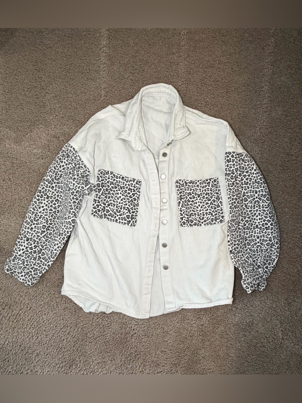 Women's Oversized Leopard Print Denim Jacket Size Small